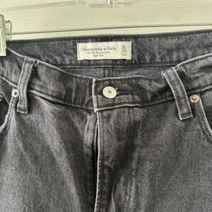 Abercrombie & Fitch 90’s relaxed Women's Black High Rise Jeans